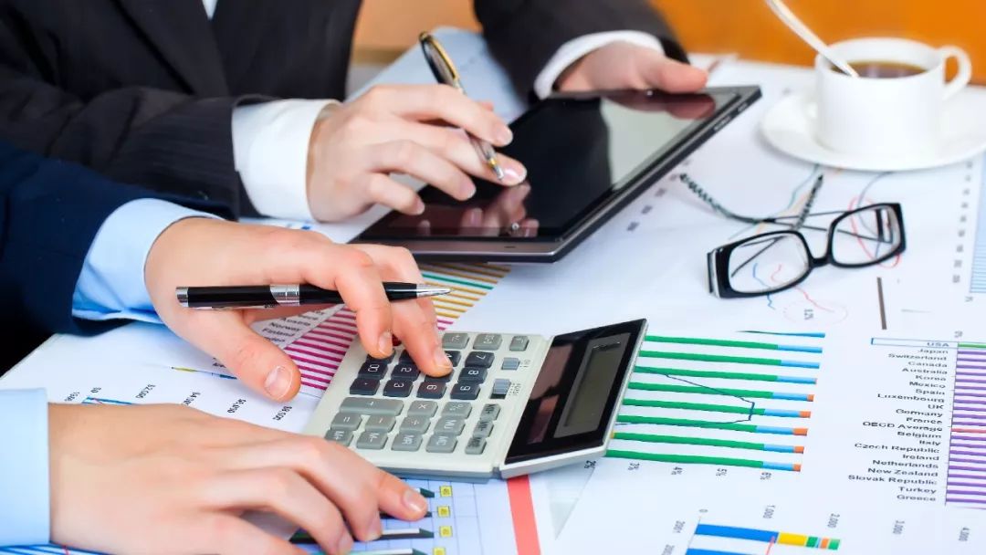 Phân tích mối quan hệ giữa Chi phí – Khối lượng – Lợi nhuận và điểm hòa vốn